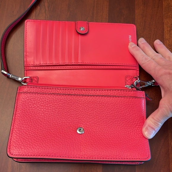 NWOT Michael Kors Jet Set Charm Small Phone Crossbody - Picture 9 of 15